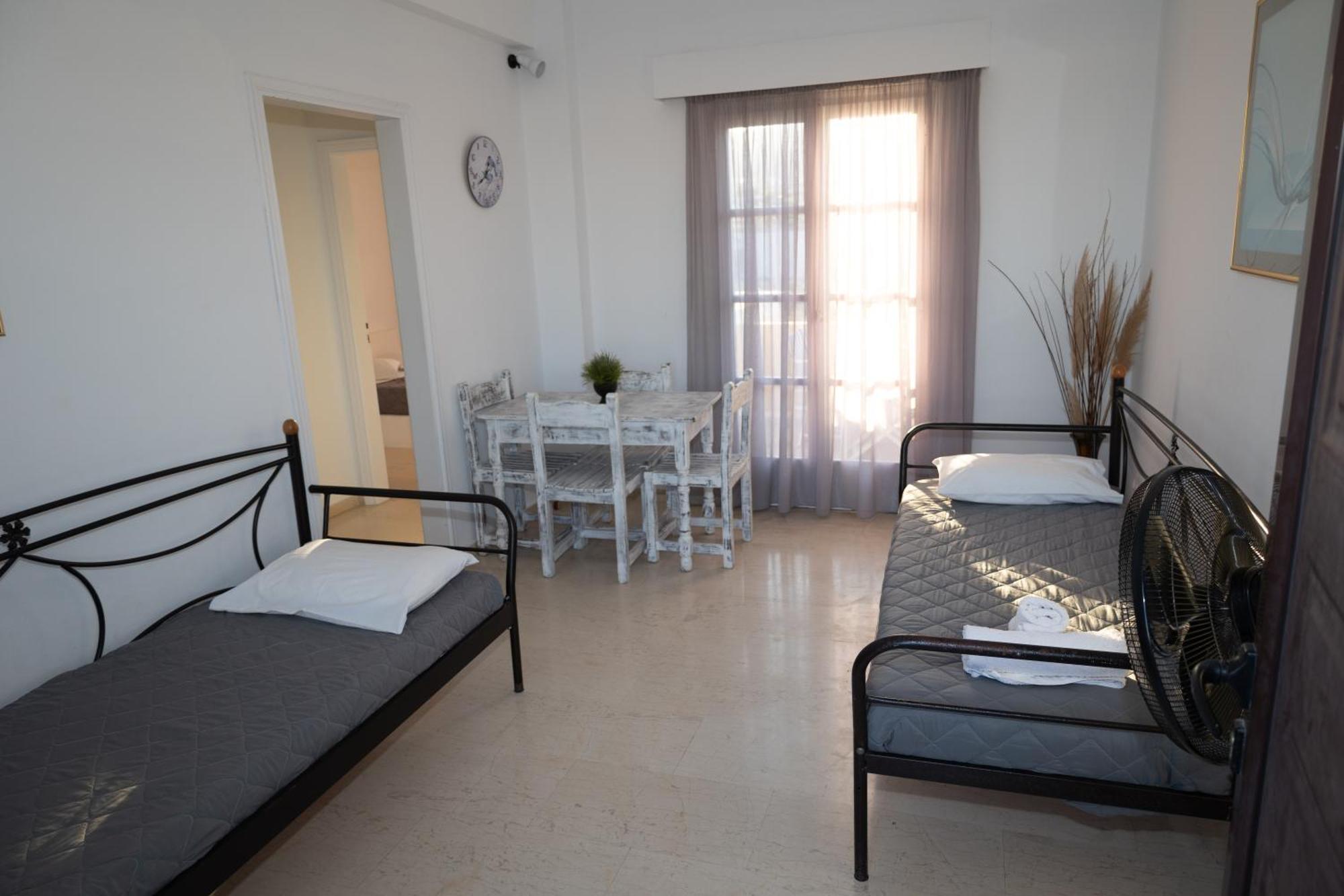 Ira Apartments Kamari  Exterior photo